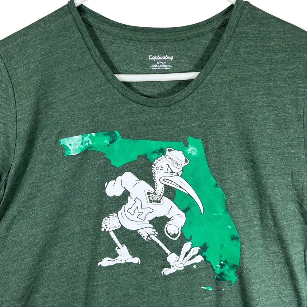 Captivating Miami Hurricanes Florida Graphic‎ T-Shirt Green Womens Small New